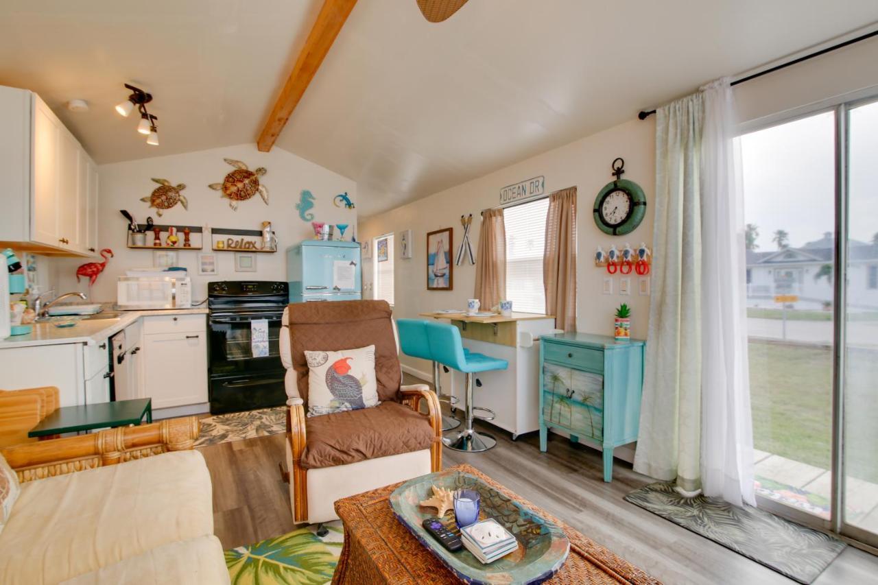 Cozy Waterfront Port Isabel Cottage With Deck! Ngoại thất bức ảnh