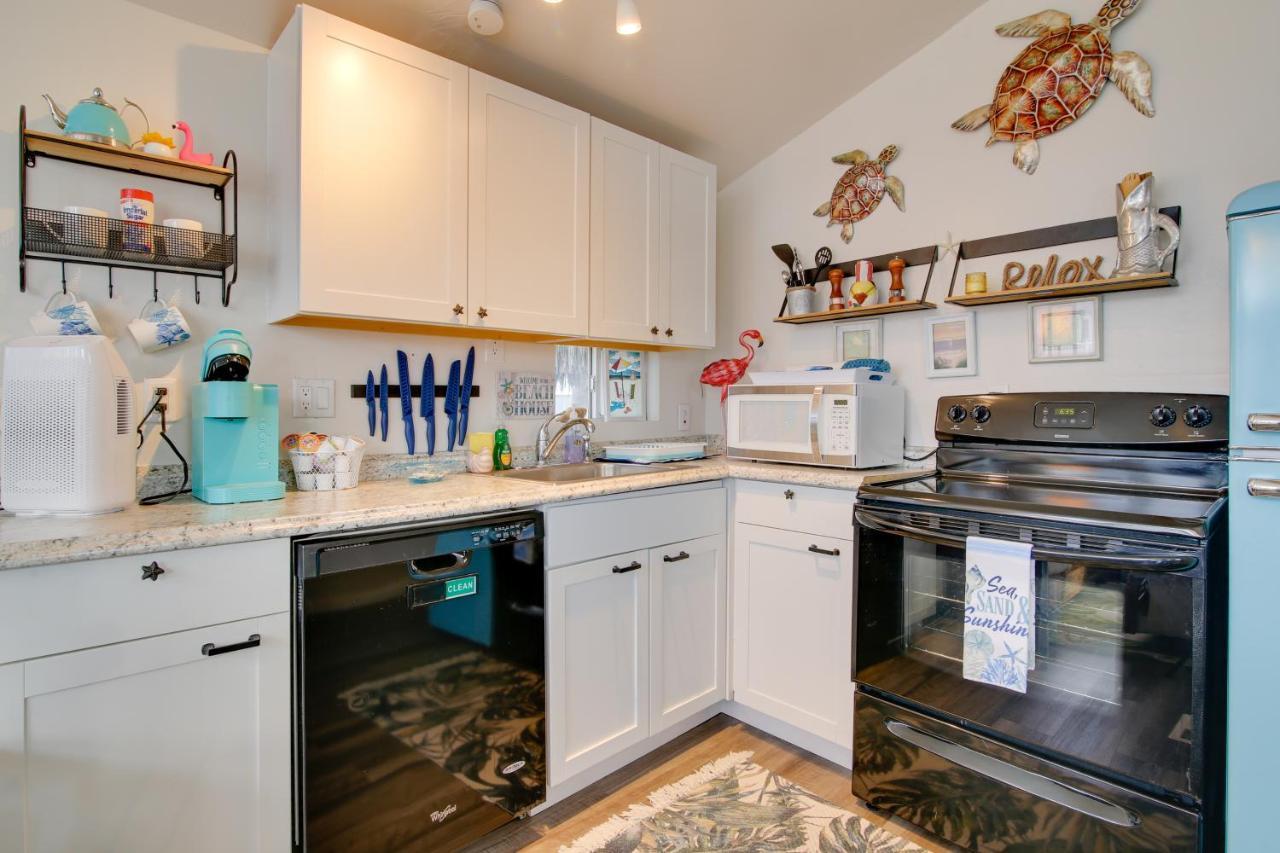 Cozy Waterfront Port Isabel Cottage With Deck! Ngoại thất bức ảnh